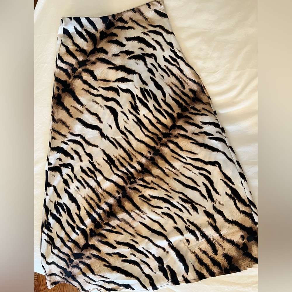 Forever 21 Skirt S